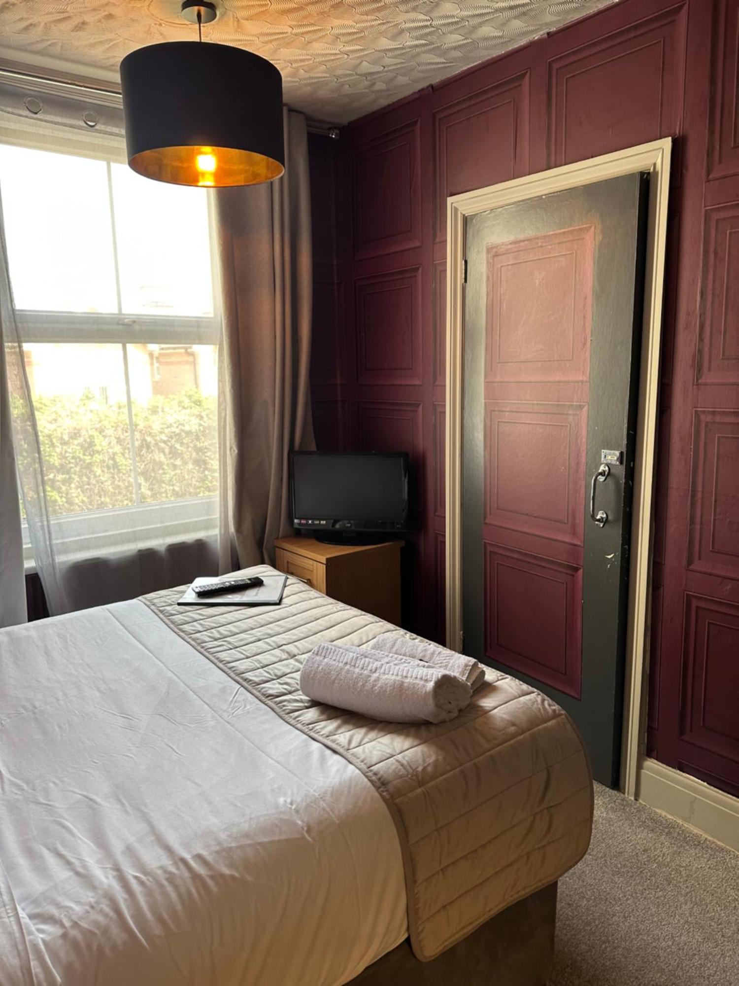 Hotel The Q 3*